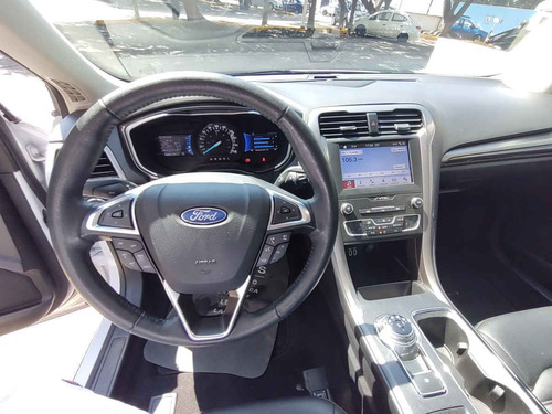Imagen 10 de 15 de Ford Fusion 2019 4p Se Luxury Hibrido Aut