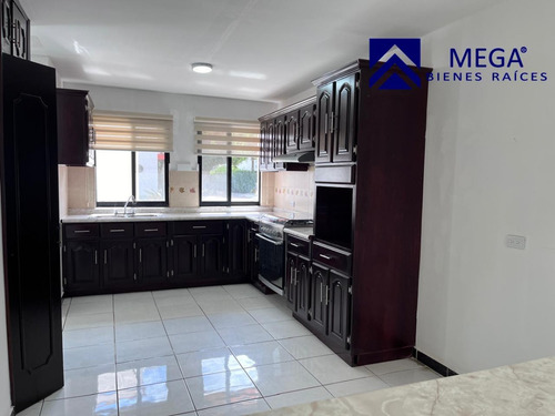 Casa En Venta En Fracc. Las Granjas Durango