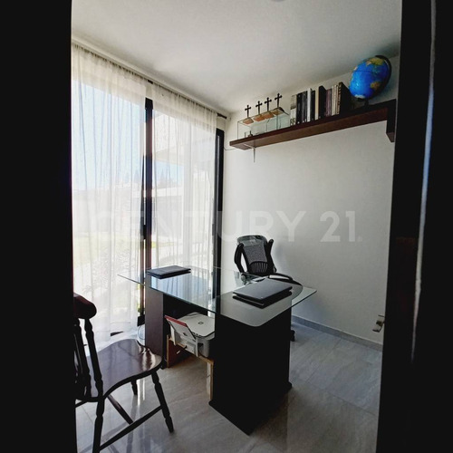 Casa En Venta Con Jardín Y Alberca En Atlixco, Puebla.