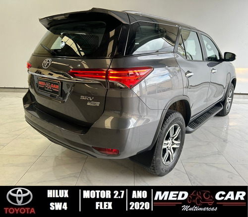 Toyota Hilux SW4 SRV 4x2 2.7 Flex 16V Aut.