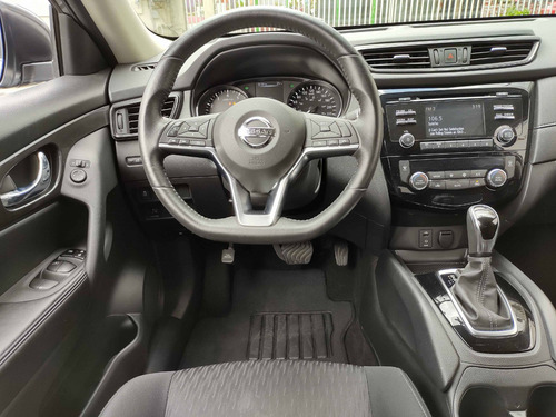 Imagen 6 de 8 de Nissan X-trail 5 Pts X-tremer, Cvt, Piel, Rieles En Techo,
