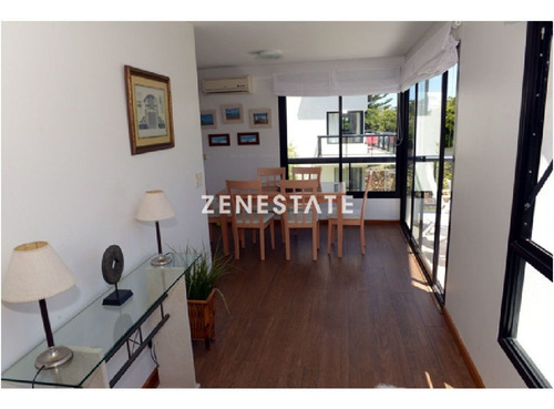Apartamento En Brava, 3 Dormitorios