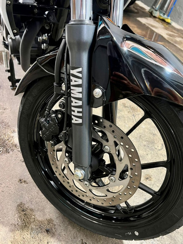 Moto Yamaha Fazer