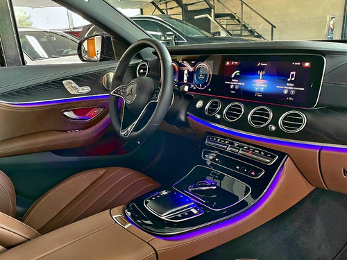 Imagem 2 de 15 de Mercedes-benz E 300 2.0 Cgi Gasolina Exclusive 9g-tronic