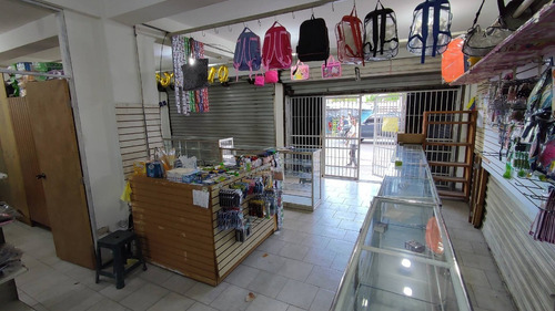 Imagen 2 de 9 de Adriana Castellanos +58 412 6697984 Ofrece Local En Venta En Los Guayos Carabobo. Cod. 161486