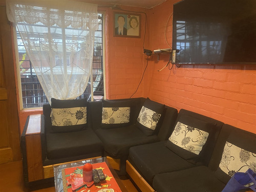 Casa En Venta De 3 Dorm. En Concón