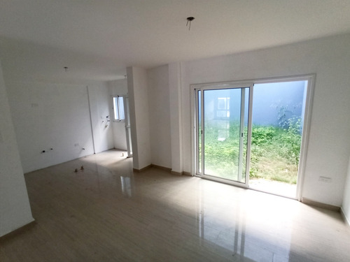 Townhouse En Res Cumbres De La Esmeralda San Diego Yt
