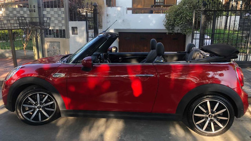 Imagen 2 de 7 de Mini Cooper S 2018 2.0 F55 Chili 192cv
