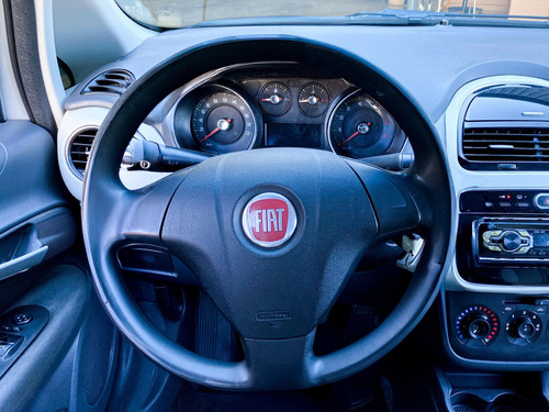 Fiat Punto ESSENCE 1.6 Flex 16V 5p