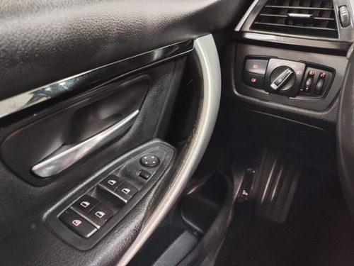 BMW 320i 2.0 SPORT 16V TURBO ACTIVE FLEX 4P AUTOMÁTICO