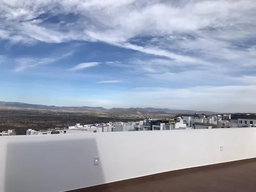 Vendo Casa En Zibatá, 3 Niveles, Jardín Zen, 3 Recamaras, Una Es Master Suite