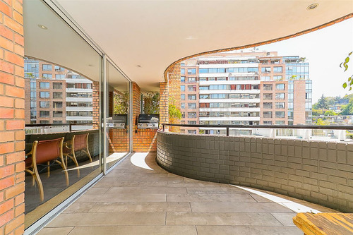 Departamento En Venta De 3 Dorm. En Las Condes