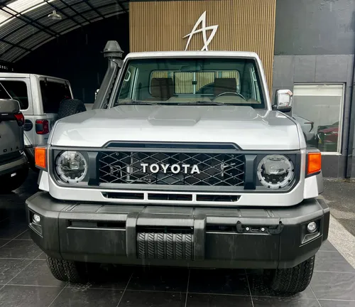 Toyota Land Cruiser Gdj79l