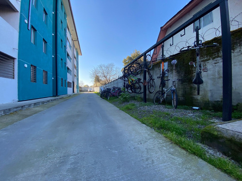 Departamento 2d 1b En Tranquila Zona Con Gran Conectividad
