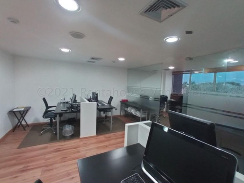 Imagen 5 de 16 de Karen Freites Rentahouse Mp 21f15701 La Trigaleña