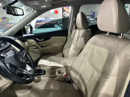 Nissan X-Trail 2.5 Exclusive 2 Row Cvt