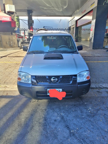 Nissan Np300 2.5 Cabina Doble 133cv 4x2 2010