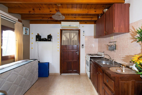 Venta Casa C/ Pileta, Jardin En Lomas Del Mirador
