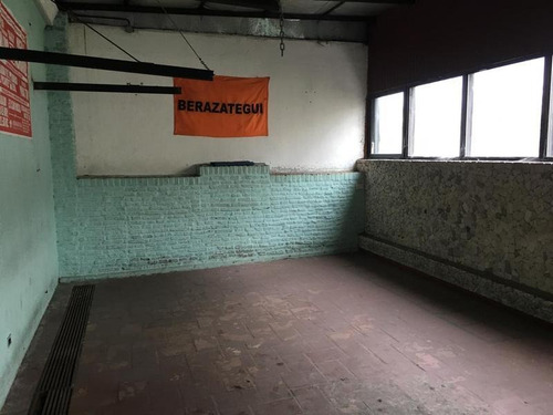 Imagen 21 de 25 de Con Renta $1.200.000 Av. Entre Rios 188 Y Alsina 10 X 17 800 M2