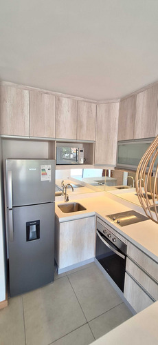 Vende, Moderno Dpto. En Edificio Boulevard (72748)