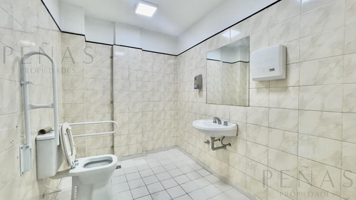 Edificio Comercial En Alquiler En Micrcentro / San Telmo - 2400 M2 -impecable
