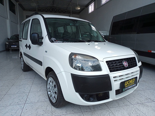 Imagem 3 de 13 de Fiat Doblò 1.8 Mpi Essence 7l 16v Flex 4p Manual
