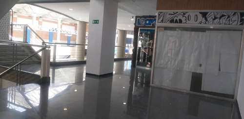Imagen 4 de 5 de En Alquiler Local Nivel Terraza Centro Comercial Cristal