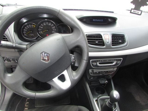 Renault Fluence Dynamique 2.0 16v Hi-flex, Ezh4428