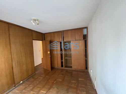 Oficina En Alquiler / Cordón - Inmobiliaria Lars