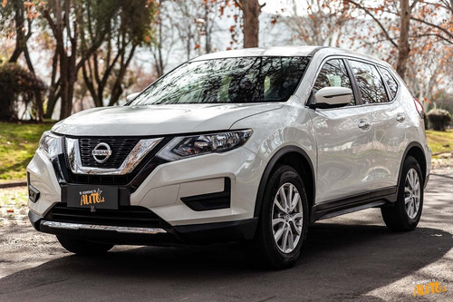 Imagen 2 de 14 de Nissan Xtrail 2.5 Sense 2018