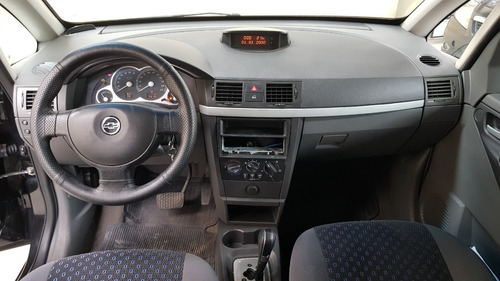 Imagem 8 de 9 de Chevrolet Meriva 1.8 Mpfi Premium 8v Flex 4p Aut 2009/2010
