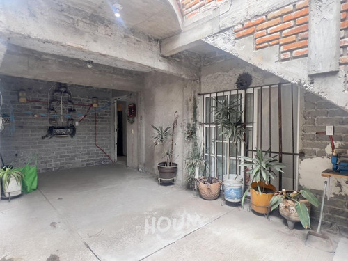 Casa En Alfredo Del Mazo, Ecatepec De Morelos Con 2 Recámaras, 225 M², Id: 149144