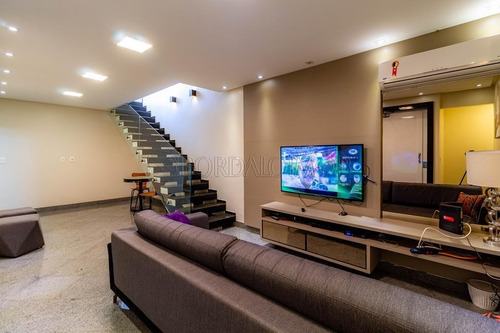 Imagem 7 de 30 de Asa Sul Shigs, Casa Com Elevador Para Carro, 358m², 4 Quartos Sendo 1 Suíte! Aceita Financiamento E Permuta. - Villa132659