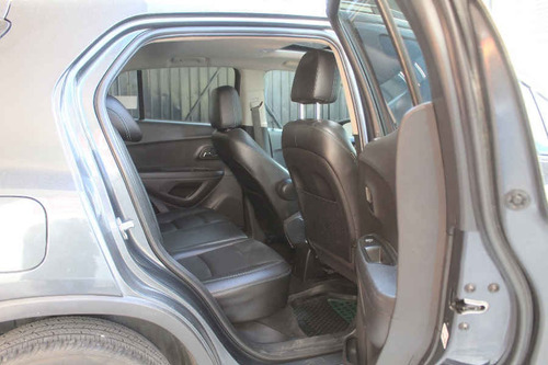 Imagen 12 de 15 de Chevrolet Trax 2016 5p Ltz L4/1.8 Aut