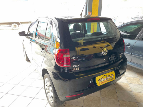 Imagem 6 de 13 de Volkswagen Fox 2014 1.6 Vht I-motion Total Flex 5p