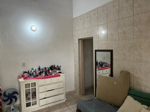Casa Com 3 Dormitórios E Próxima De Comércios Em Itanhaém Litoral Sul De Sp