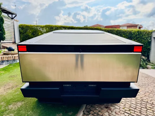 Tesla Cybertruck Foundation Series All Wheel Drive 4x4