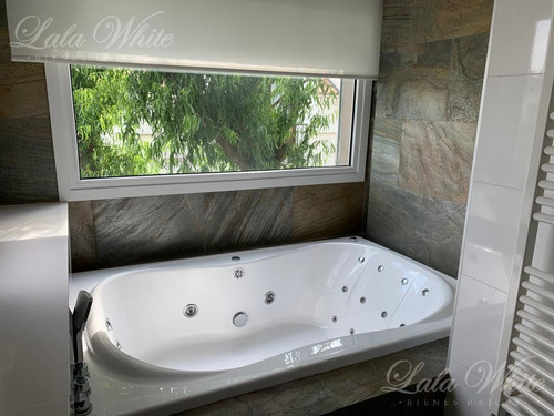 Imagen 13 de 30 de Venta - Casa En Saint Thomas Este