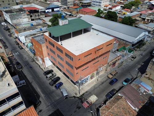 Magnífico Edificio Comercial En Venta De 4 Pisos Más Terraza En El Centro De Barquisimeto  Mehilyn Perez 