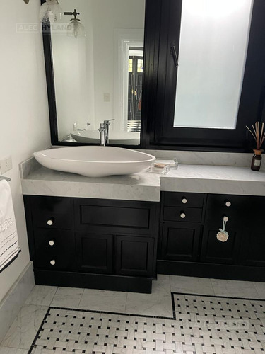 Excelente Chalet Inglés, En Alquiler Y Venta En Martínez, Vías A Libert