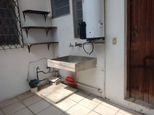 Casa De 1 Piso A La Venta, Frac. Floresta, Veracruz, Ver
