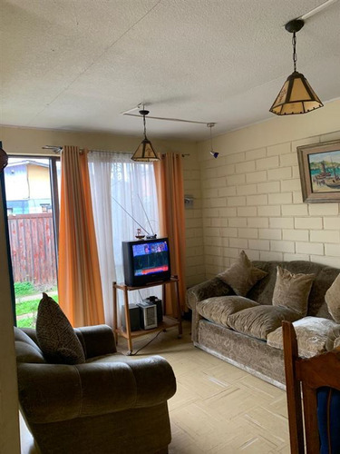 Casa En Venta De 3 Dorm. En Quintero