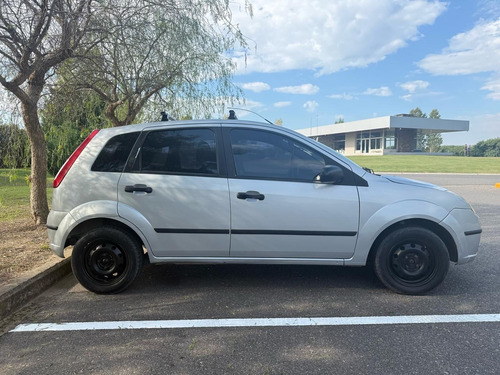 Ford Fiesta 1.6 Ambiente Plus