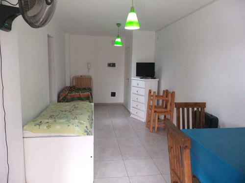 Imagen 2 de 11 de Departamento Un Dormitorio En Centro De Villa Carlos Paz