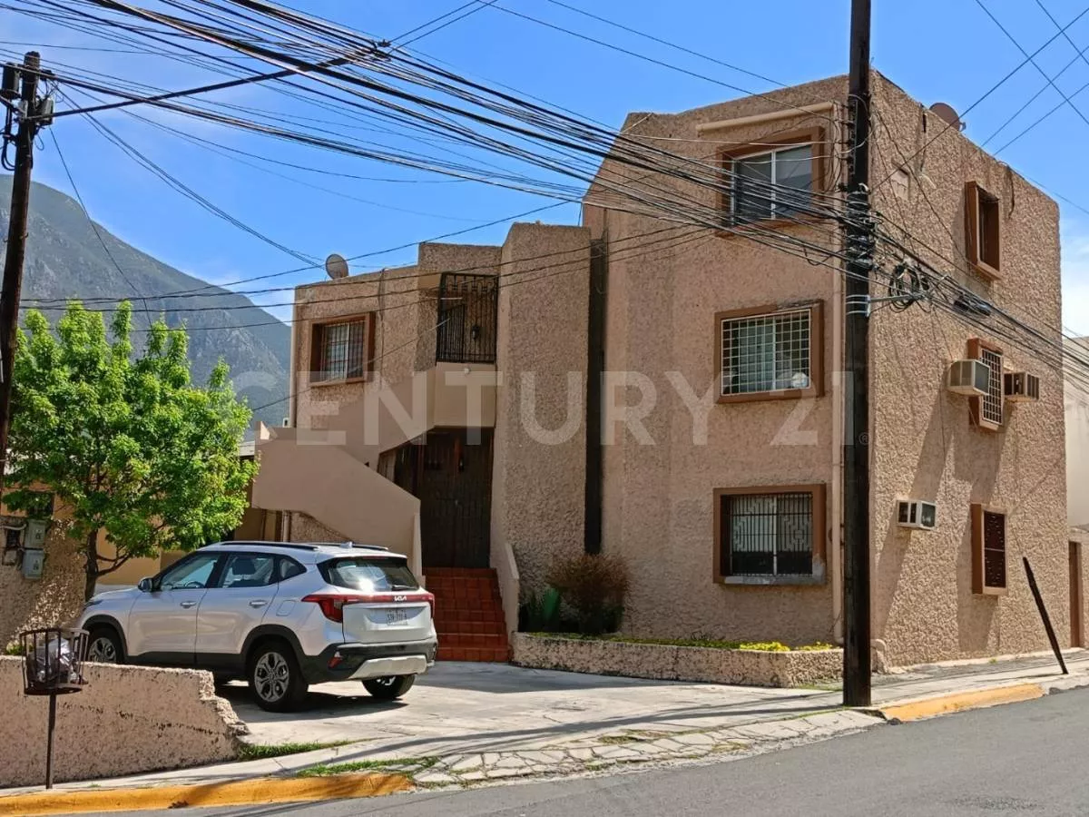 Departamento En Venta En La Hacienda, Monterrey, Nuevo León