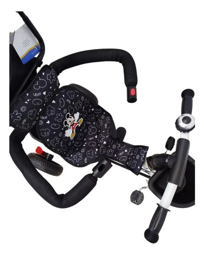 Triciclo Disney Con Asiento Giratorio Y Manija Direccional