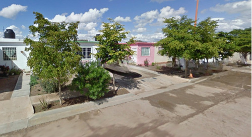 Casa En Venta, Recuperación Bancaria, Col. Las Fincas De Tultitlan, Guamuchil, Sinaloa. Laab2