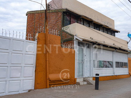 Barrio De Santiago / Coecillo