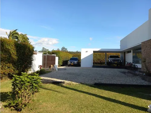 Encantadora Finca En Venta Llanogrande