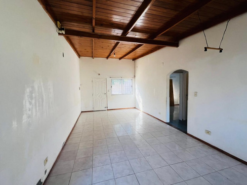 Del Viso / Casa En Alquiler Ideal Consultorios Profesionales